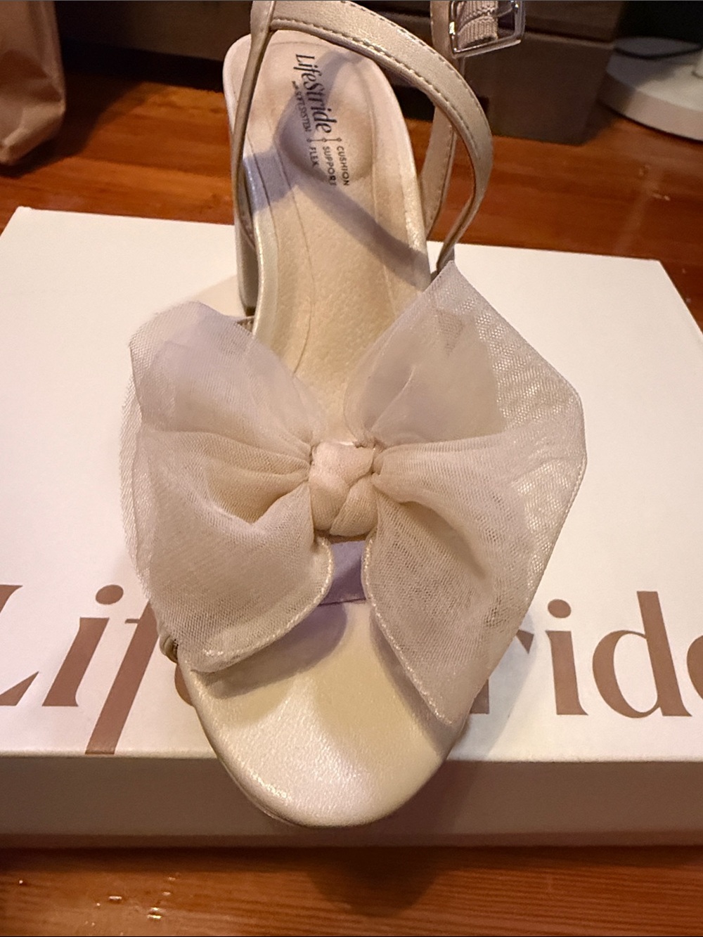 Off white /beige platform shows with bow Last Dance Beige Block Heel Sandals